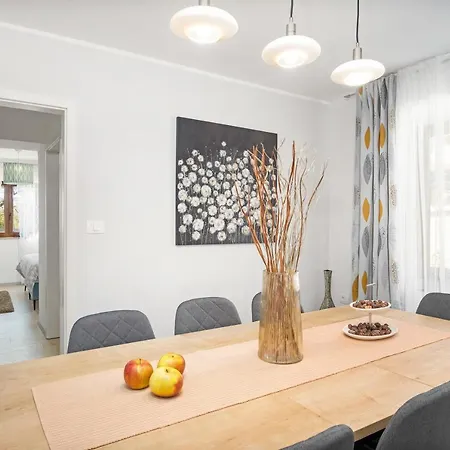 Nola * Mali Vareški