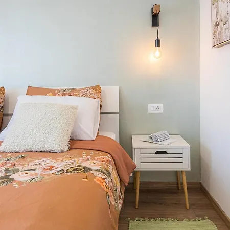 Villa Nola Mali Vareški